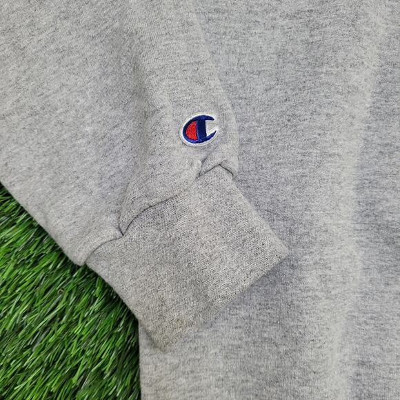 Champion Sweatshirt Small 19x24 C-Logo Embroidered - Picture 9 of 13